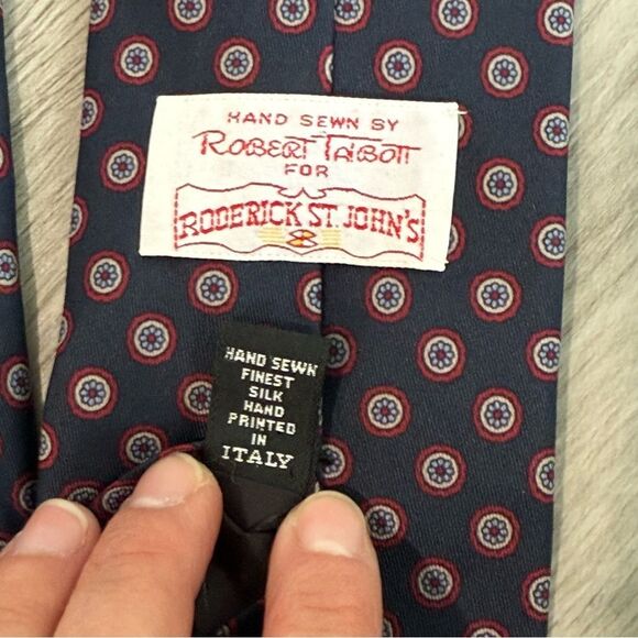 Robert Talbott Set of 2 Silk Navy & Yellow Geometric and Floral Neck Ties - Picture 4 of 7